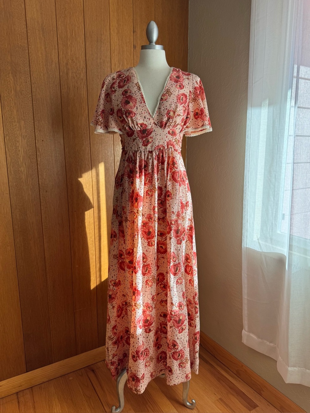 1970s floral maxi dress